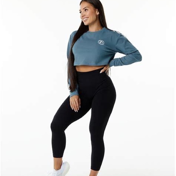 Alphalete Core LS Crop - Atlantic Blue - Picture 3 of 7